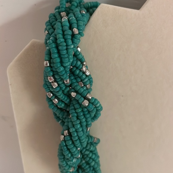19” 6 strand blue green gold seed bead necklace with a lobster clasp & extender - Picture 10 of 15